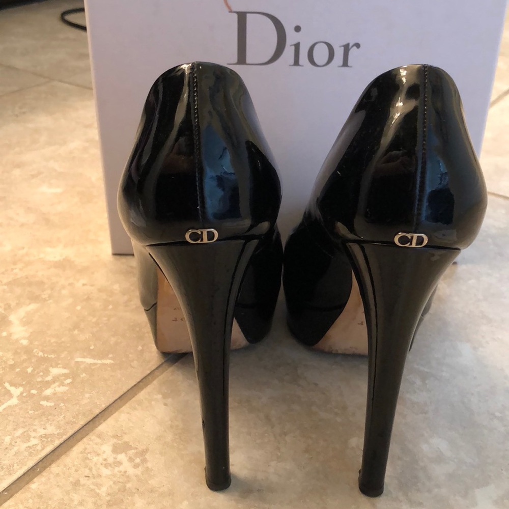 100% authentic Dior women’s - miss Dior pump in black with box - Picture 3 of 7